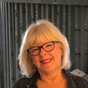 Meet your Posher, Denise